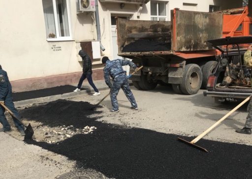 20-05-06 КВ КТ Концессии восстанавливают благоустройство после зимы 20-05-06 КВ КТ Концессии восстанавливают благоустройство после зимы